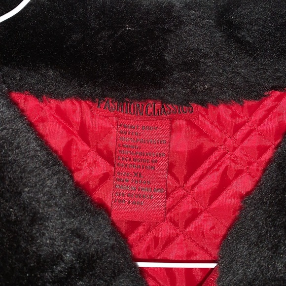 Red Faux Fur Vest - Picture 5 of 6